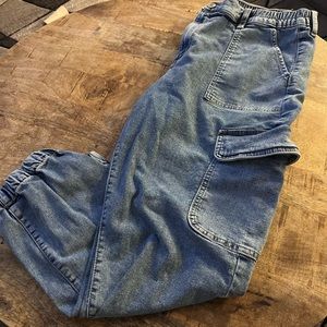 So size 17 high waisted mom jeans